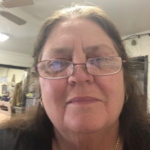 Meet your Posher, Shellie